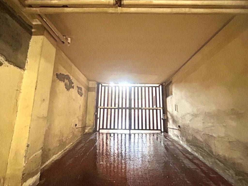 Box / garage a Grottaferrata in Piazza Guglielmo Marconi - Foto 2