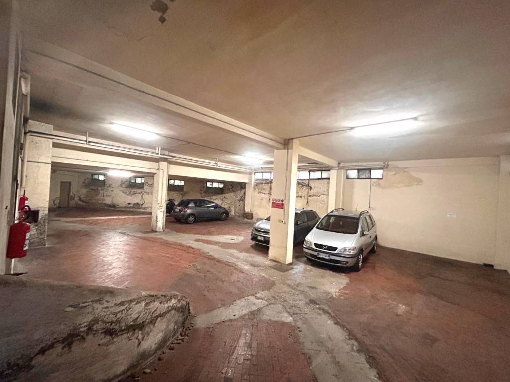 Box / garage a Grottaferrata in Piazza Guglielmo Marconi - Foto 4