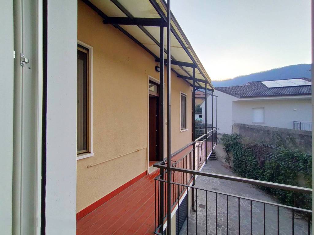 Appartamento a Olginate in Via Cesare Cantù, 10 - Foto 4