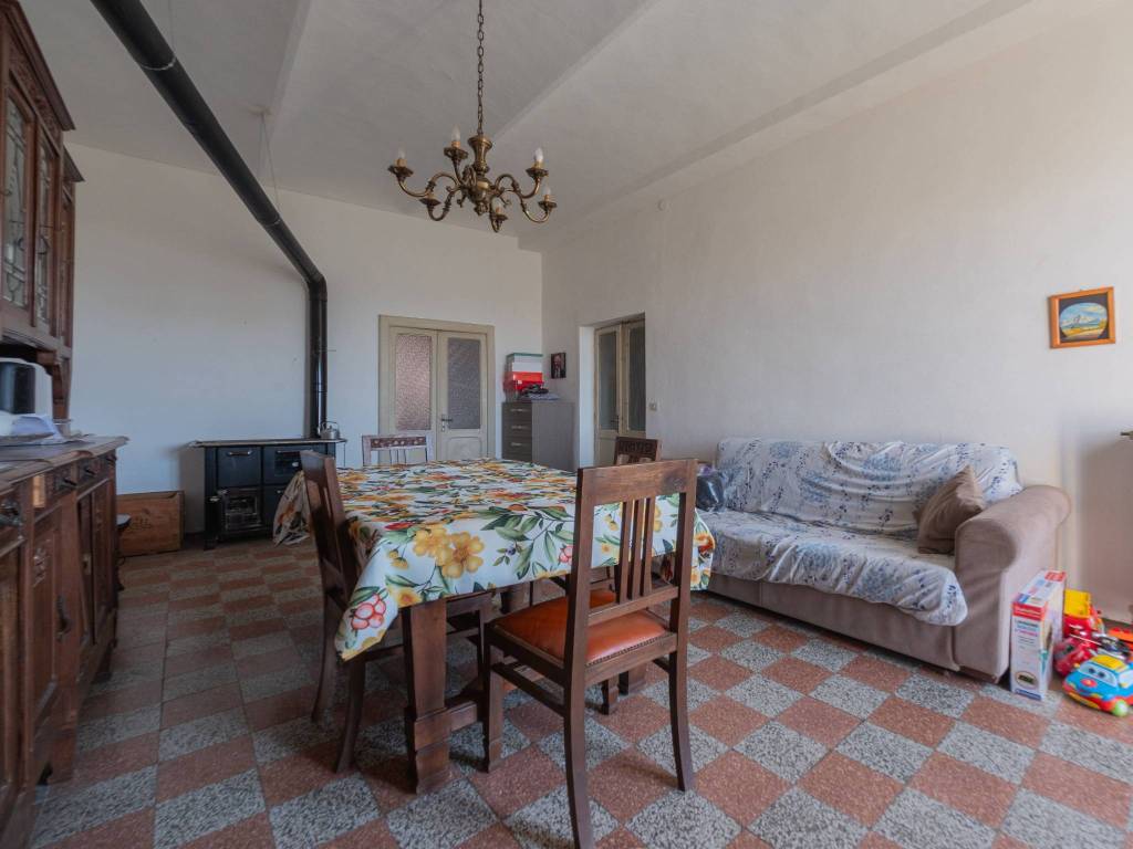 Casa indipendente a Cortanze in Piazza Vittorio Veneto, 3 - Foto 3