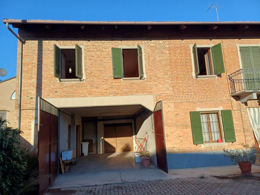 Casa indipendente a Govone in Via Alcide De Gasperi - Foto 2