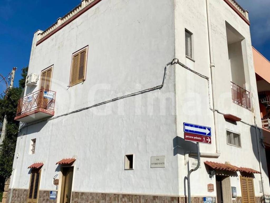 Casa indipendente a Tuglie in VIA VITTORIO VENETO, 340 - Foto 2