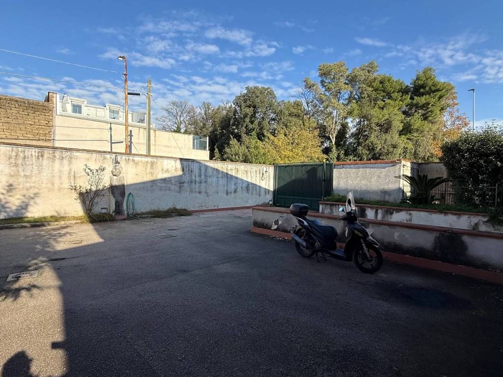 Palazzo / stabile a Melito di napoli in Via Lisbona, 5 - Foto 4