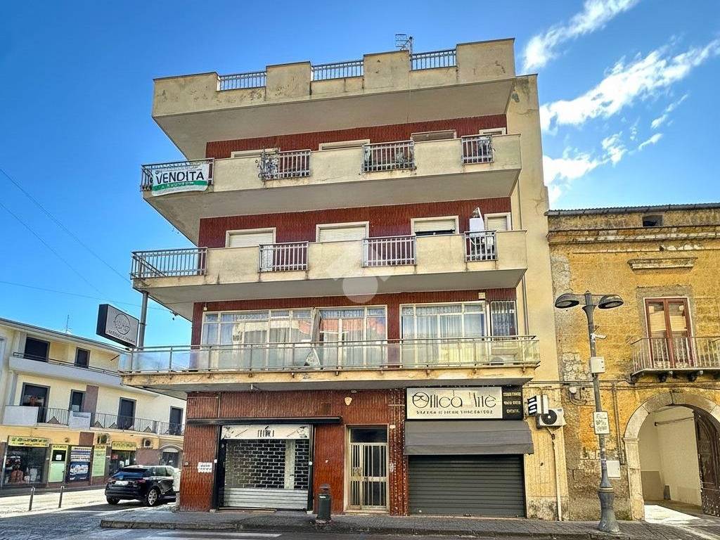 Appartamento a Mondragone in Viale margherita - Foto 2