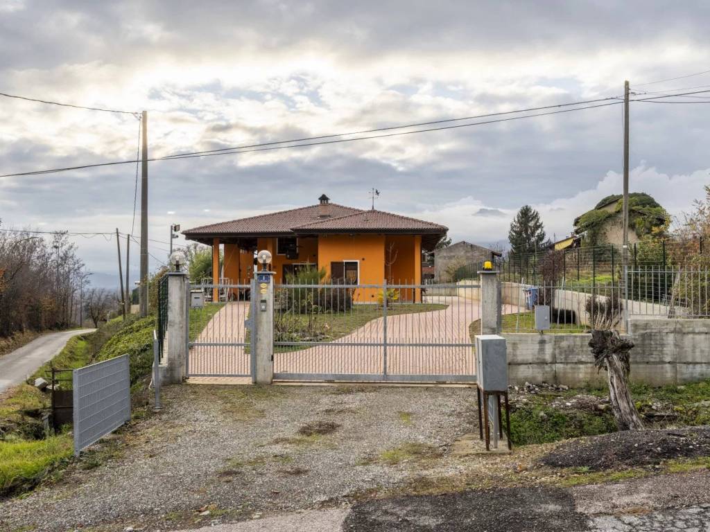 Villa a Piossasco in Via Trasaghis, 1 - Foto 4