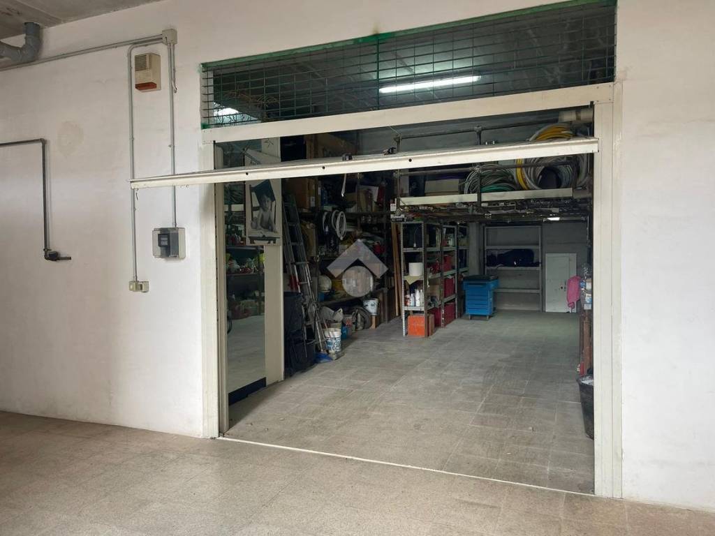 Box / garage a Grottaglie in VIA ALDO MORO, 10 - Foto 3