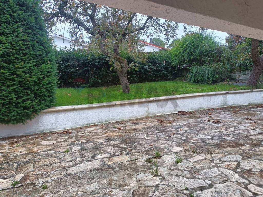 Villa a Cassano delle murge in Contrada Lagogemolo - Foto 2