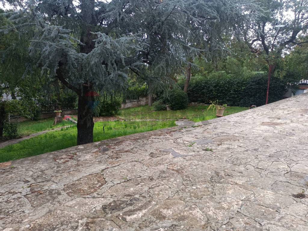 Villa a Cassano delle murge in Contrada Lagogemolo - Foto 4