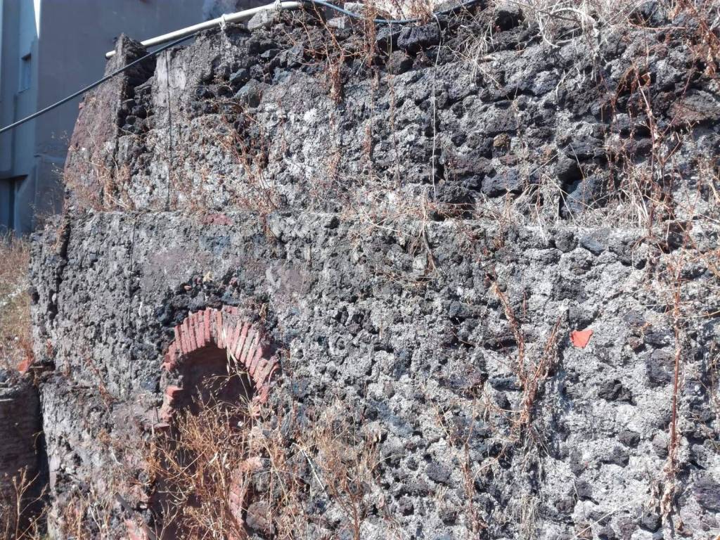 Terreno a Catania in Viale Delle Medaglie D'oro - Foto 4