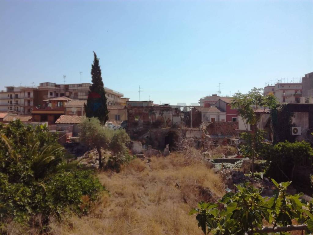 Terreno a Catania in Viale Delle Medaglie D'oro - Foto 5