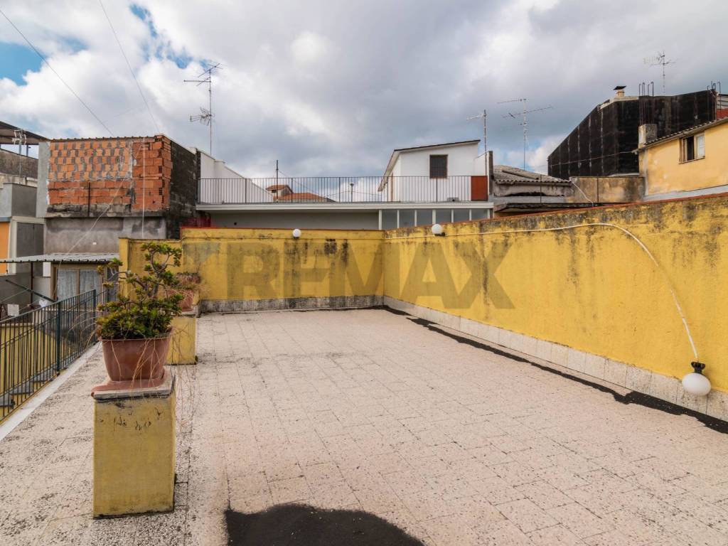 Casa indipendente a Acireale in Via Vittorio Emanuele III, 185 - Foto 2