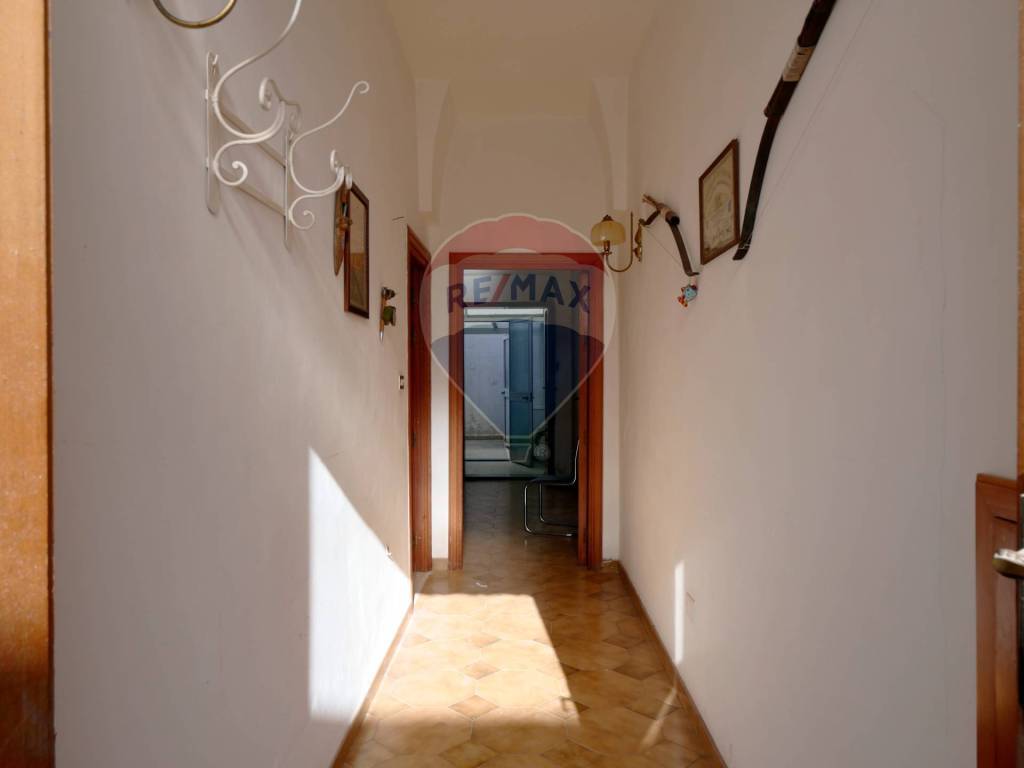 Casa indipendente a San vito dei normanni in Via Angelo Lanzillotti - Foto 4