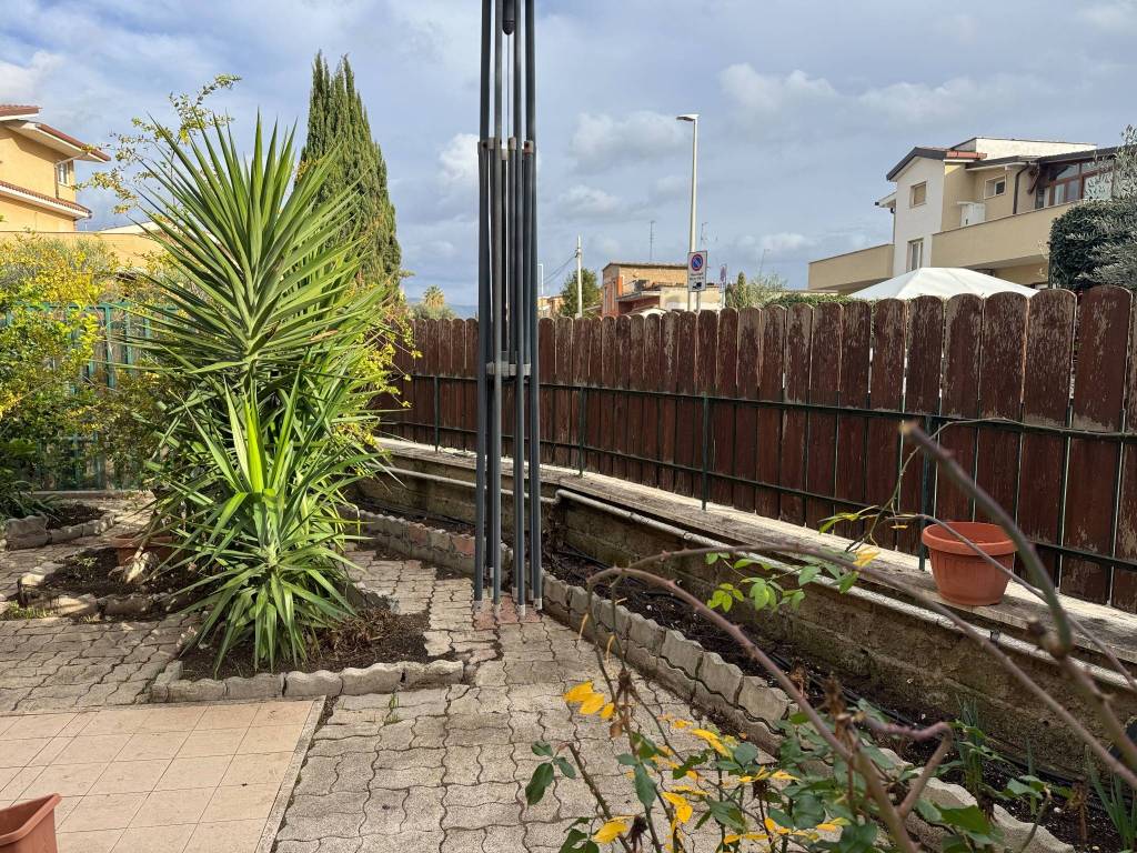 Villa a Tivoli in Via Evaristo Petrocchi, 75 - Foto 5