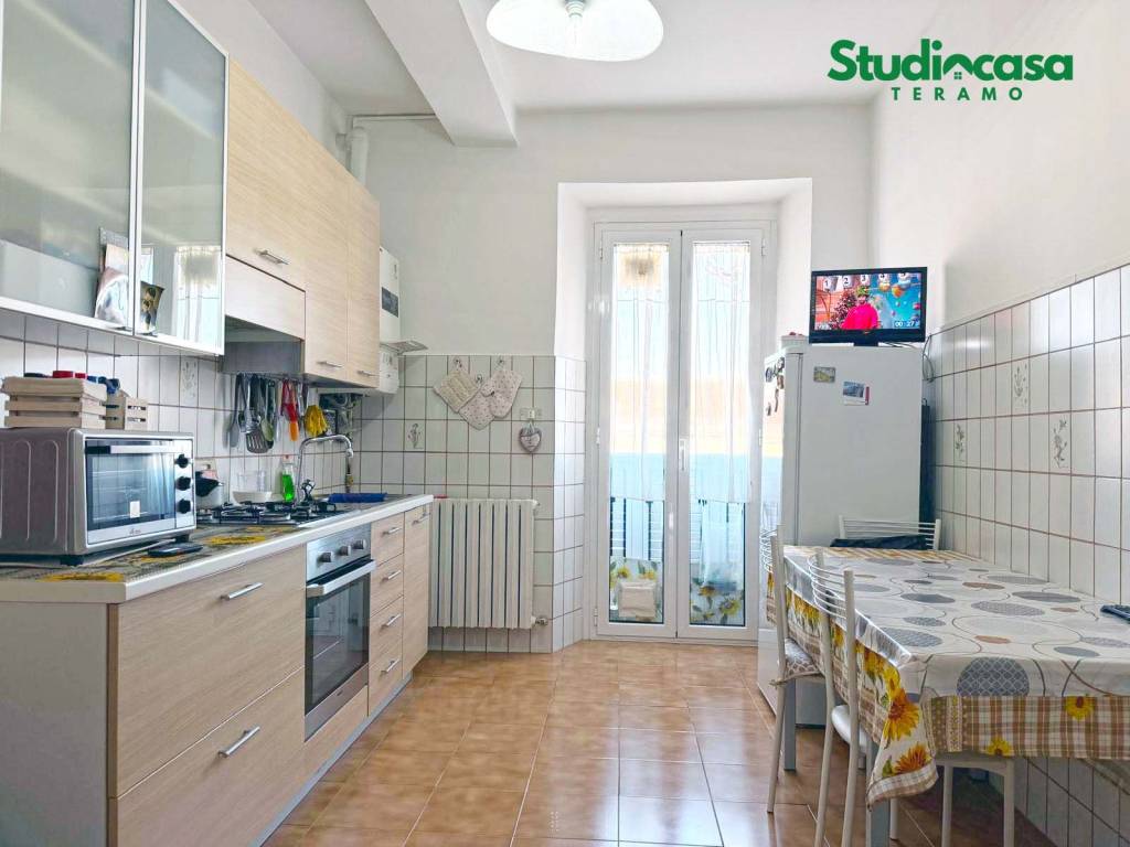 Appartamento a Teramo in Viale Giovanni Bovio, 187 - Foto 5