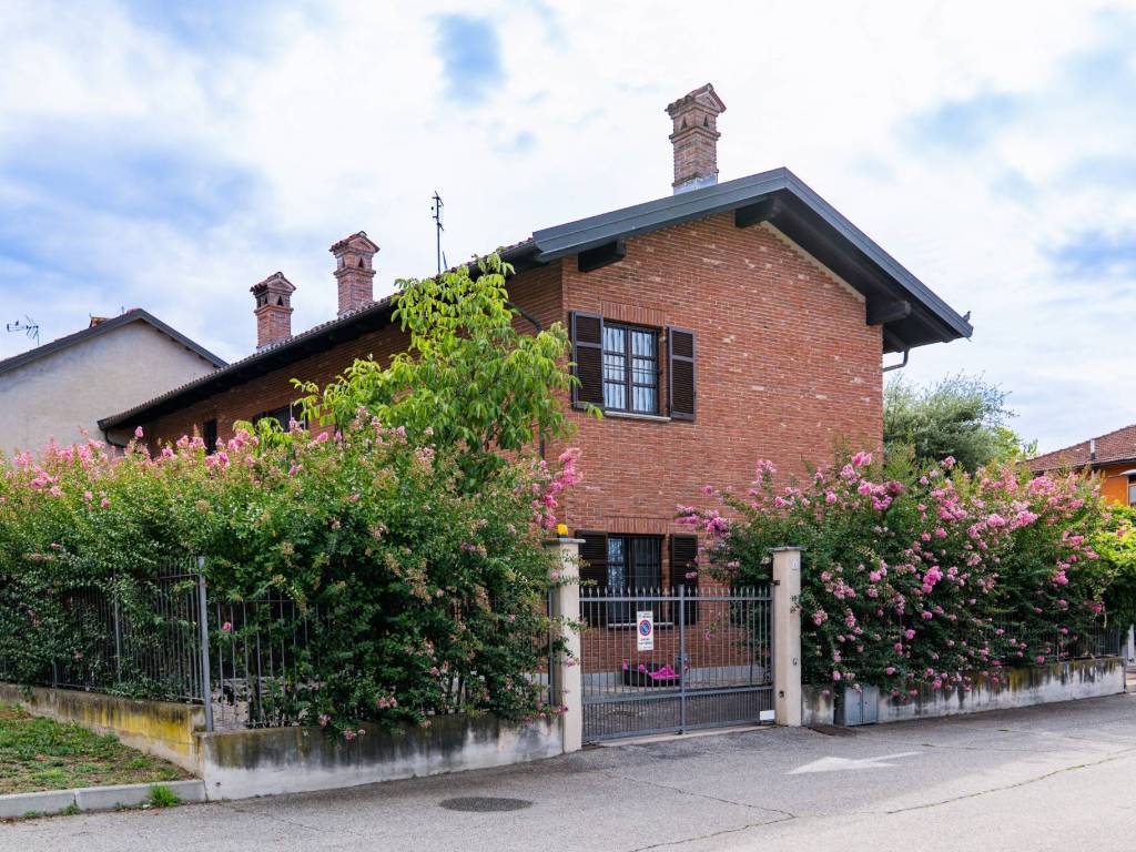 Villa a Carmagnola in Piazza Sud America, 2 - Foto 2
