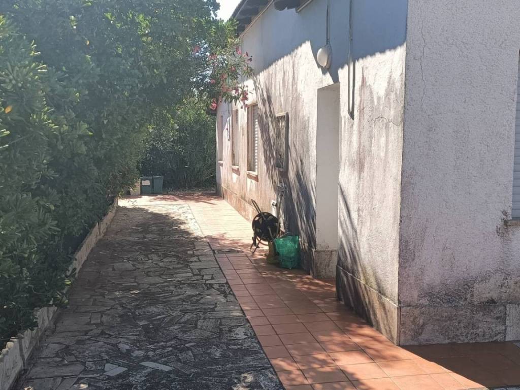 Villa a Ardea in Via delle Rose - Foto 5