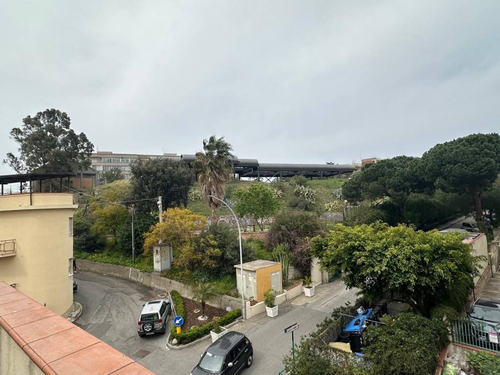 Appartamento a Reggio calabria in Via Reggio Campi Tronco 2, 88 - Foto 5