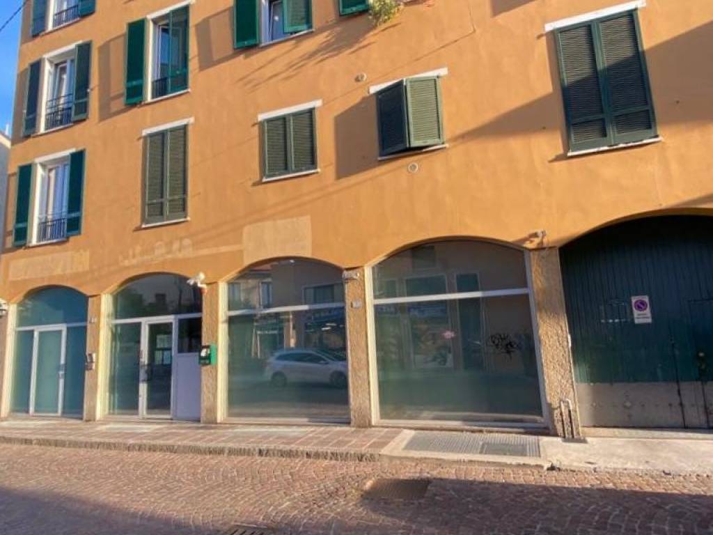 Immobile a Busto arsizio in Via Novara, 1 - Foto 3