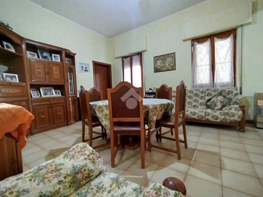 Casa indipendente a Decimoputzu in Via Centrale, 50 - Foto 3