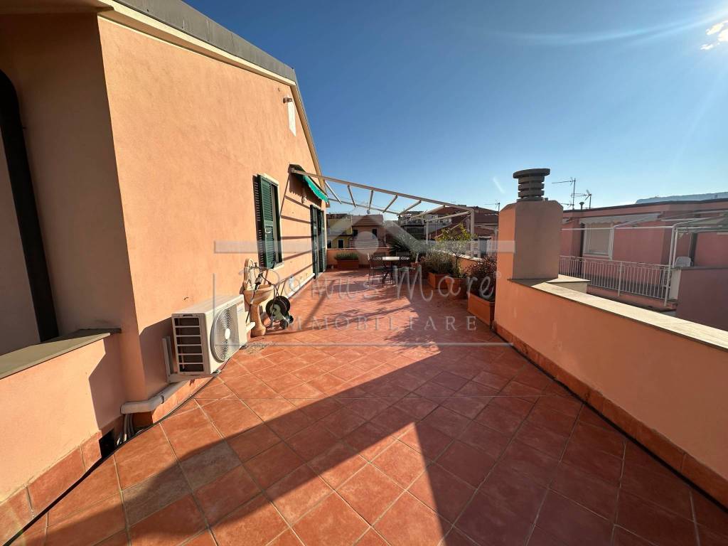 Attico / mansarda a Spotorno in Via delle Strette, 99 - Foto 5