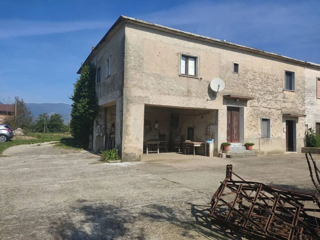 Villa a Gioia sannitica in Frazione Carattano Via Uzzi - Foto 2