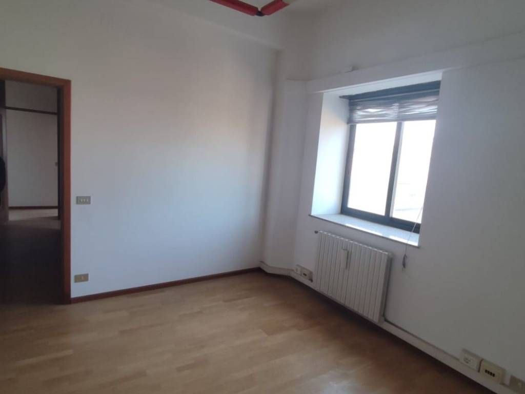 Immobile a Reggio emilia in Via Emilia all'Angelo - Foto 3