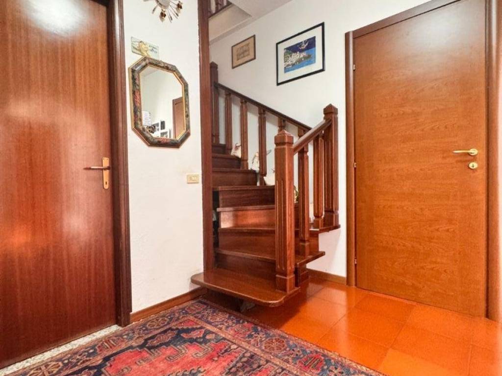 Villa a Genzano di roma in Via Colle degli Ulivi, 203 - Foto 5