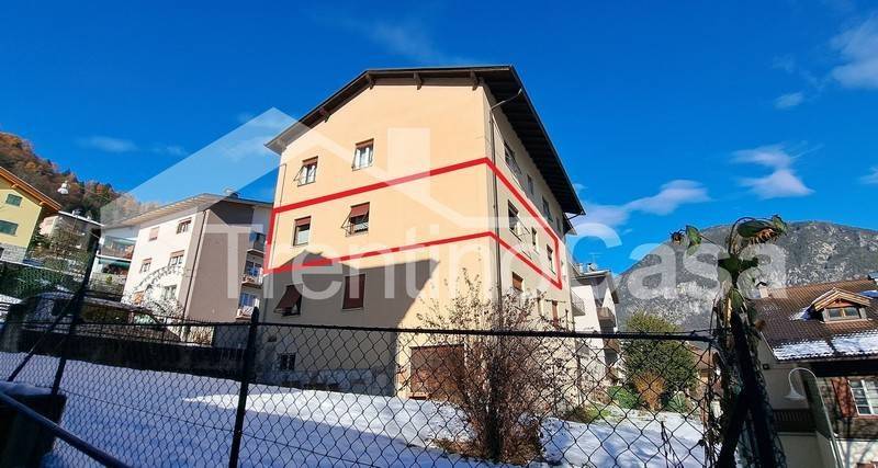 Appartamento a Tione di trento in Via Cavalier Leonida Righi, 7 - Foto 2