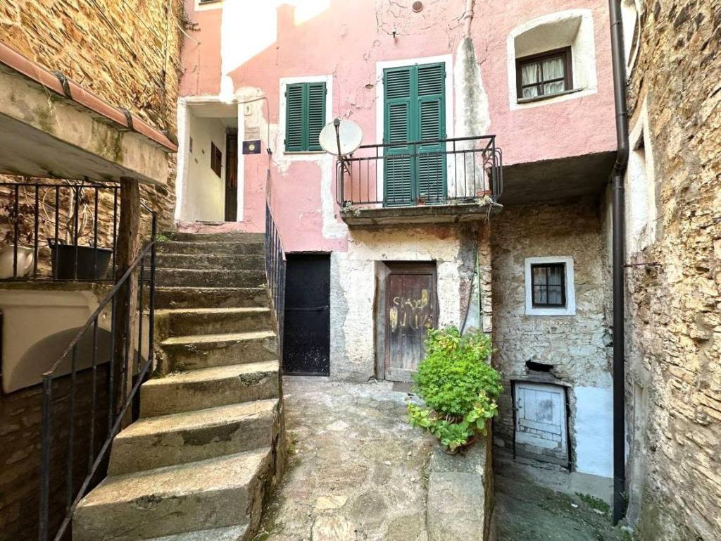 Appartamento a Perinaldo in VIA CASTELLO - Foto 3