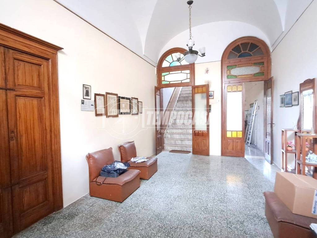 Casa indipendente a Adelfia in Via Rutigliano 54/54/A-54/B - Foto 3