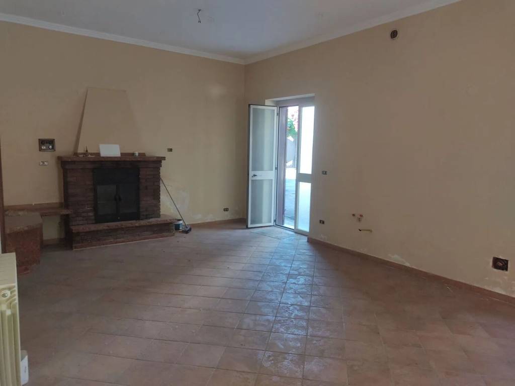 Villa a Alife in Via E. Ponzio - Foto 4