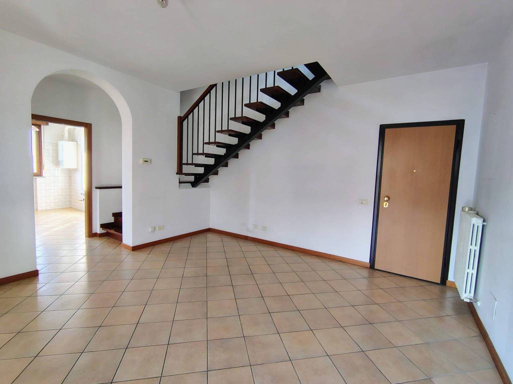 Appartamento a Reggio emilia in Via Ugo La Malfa - Foto 2