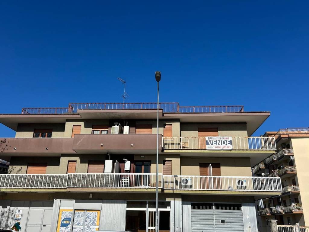 Appartamento a Cassino in Via Valle del Garigliano, 3 - Foto 2