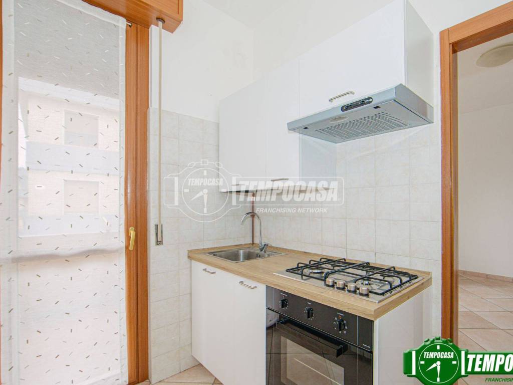 Appartamento a Voghera in Via Luigi Barbieri - Foto 5