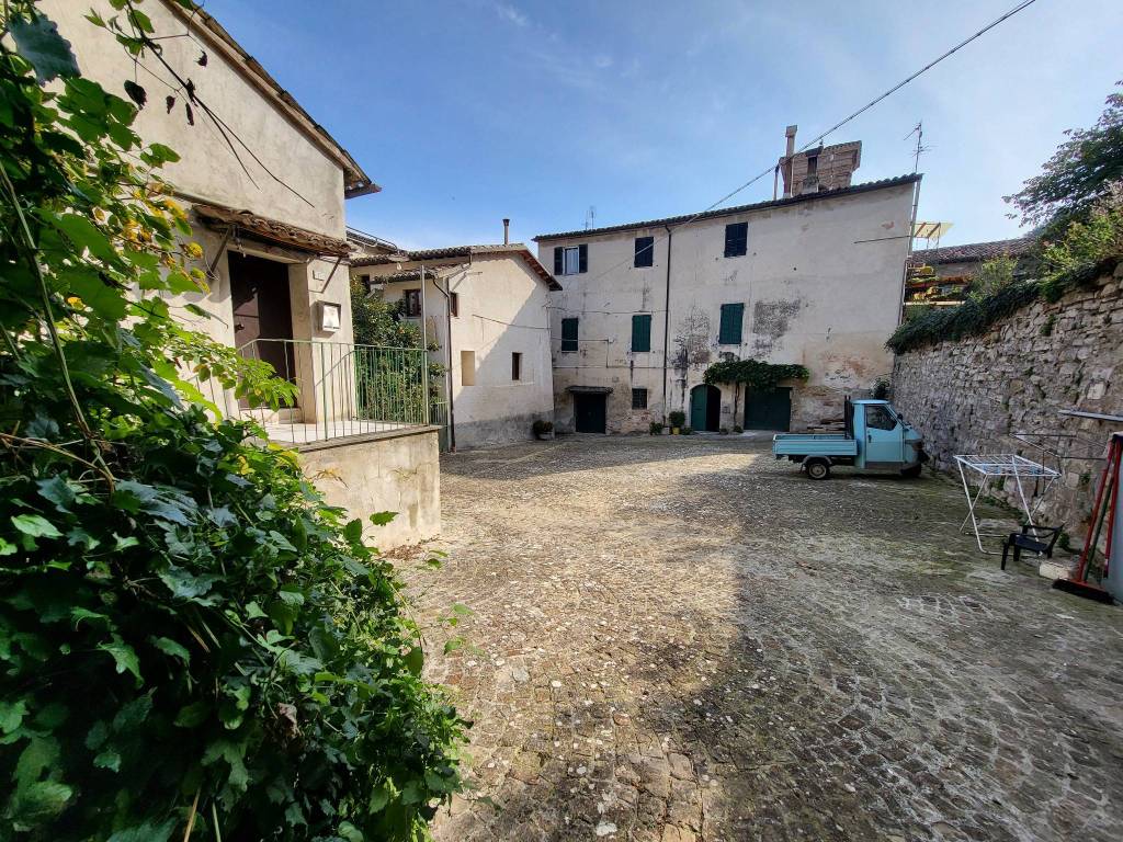 Casa indipendente a San severino marche in Vicolo Acquedotto, 1 - Foto 5
