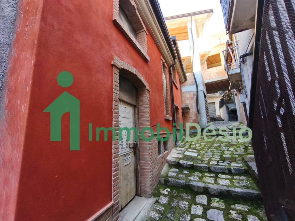 Appartamento a Picerno in Corso Vittorio Emanuele II Vico 2 Sx - Foto 3