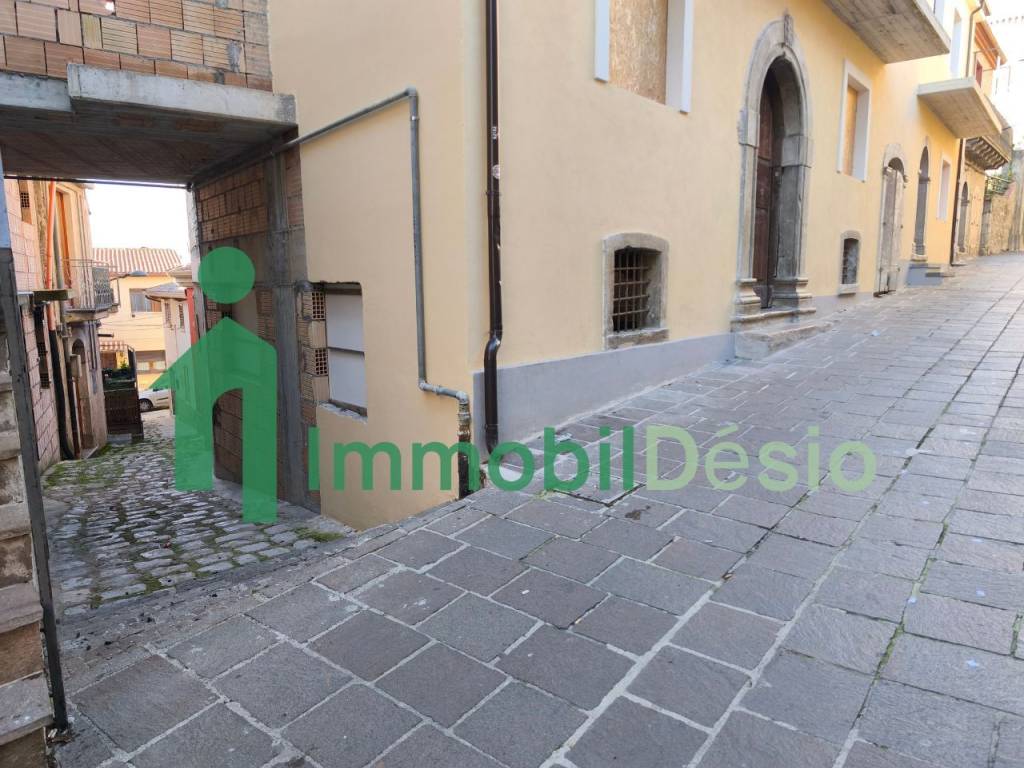 Appartamento a Picerno in Corso Vittorio Emanuele II Vico 2 Sx - Foto 4