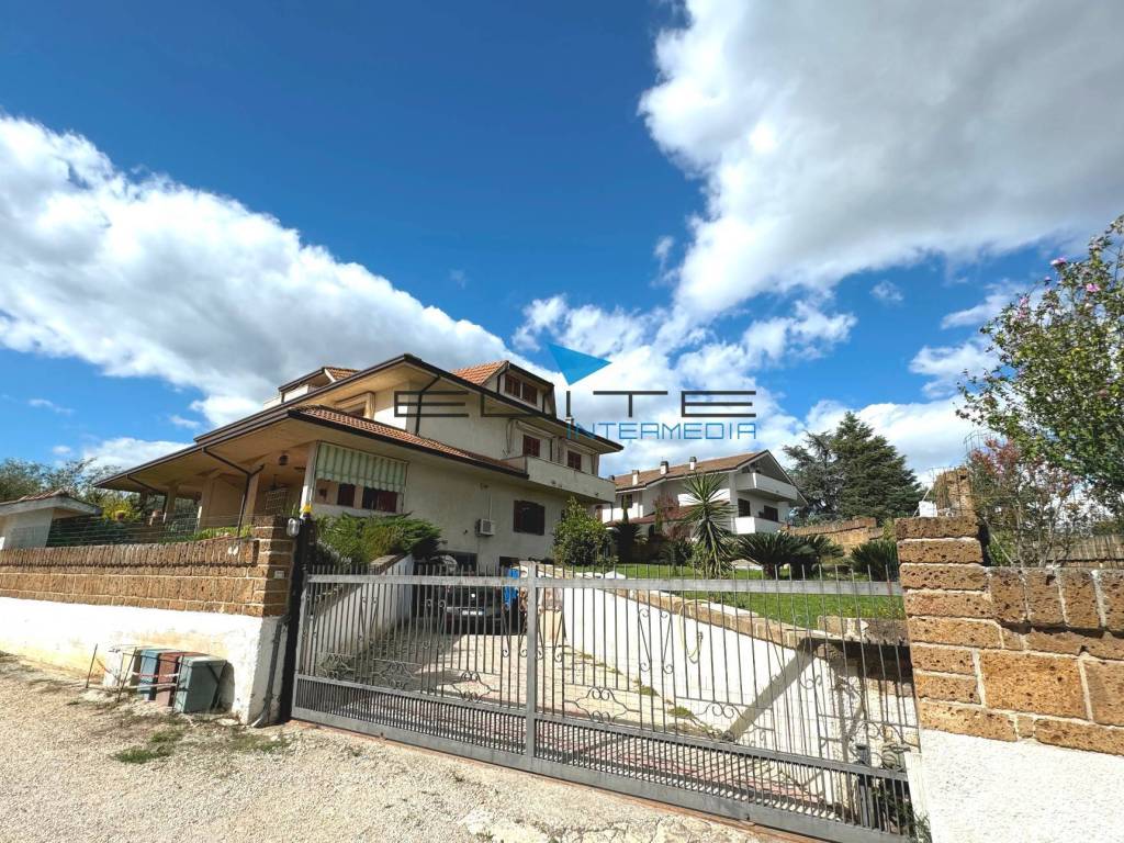 Villa a Cepagatti in Via Po - Foto 2