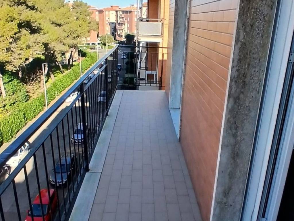 Appartamento a Livorno in Via Alfredo Soffredini - Foto 4
