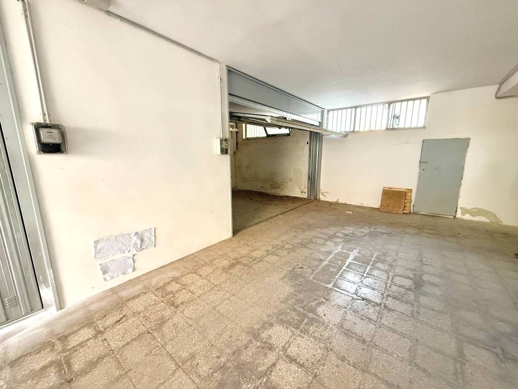 Box / garage a Valenzano in Via Samuele Ardillo - Foto 5