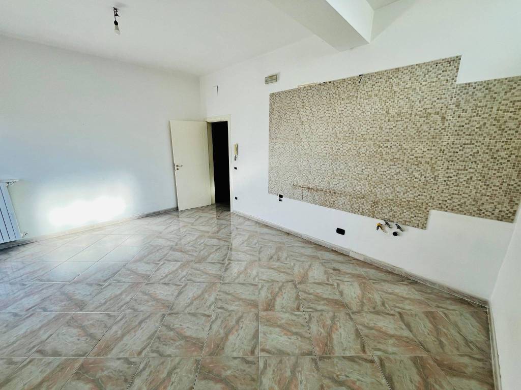 Appartamento a Capurso in Via Gennaro Venisti - Foto 4