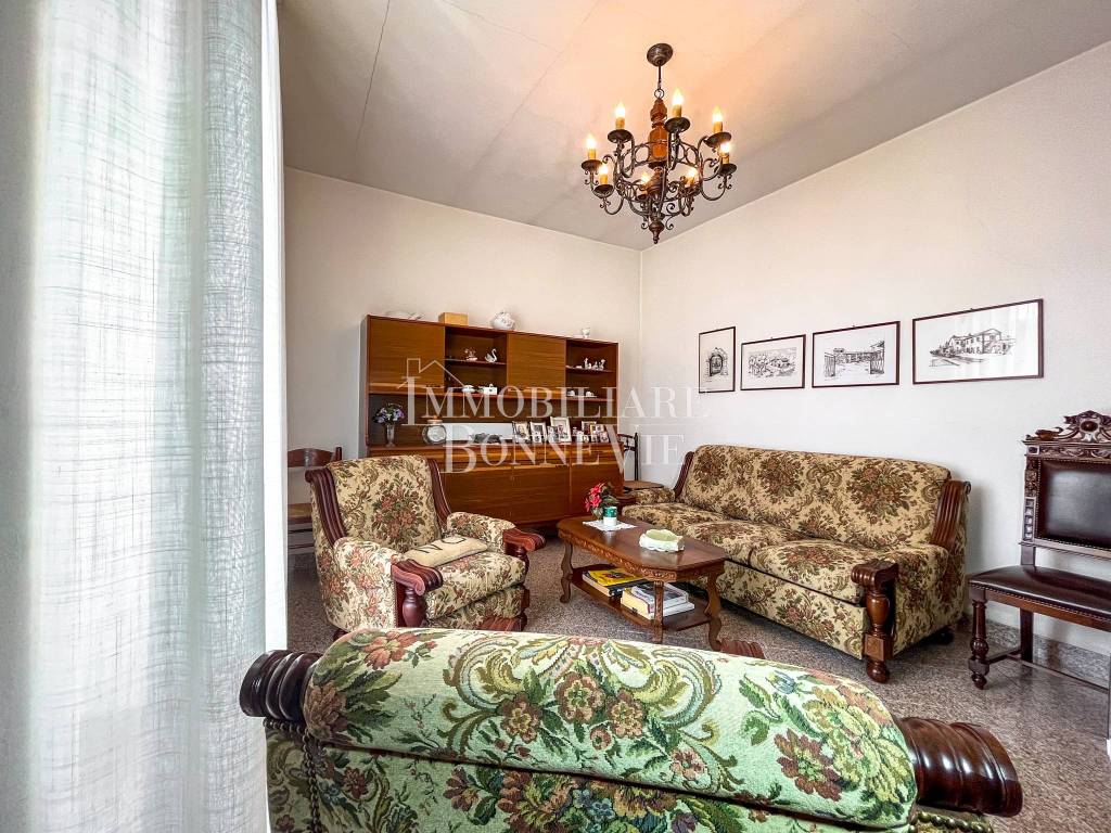 Appartamento a Vedano olona in Piazza San Maurizio - Foto 5