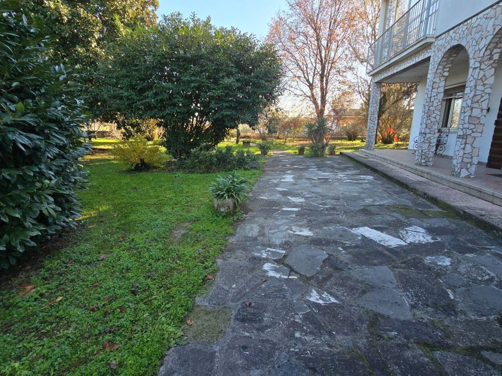 Appartamento a Goito in Strada Statale Goitese, 299 - Foto 3