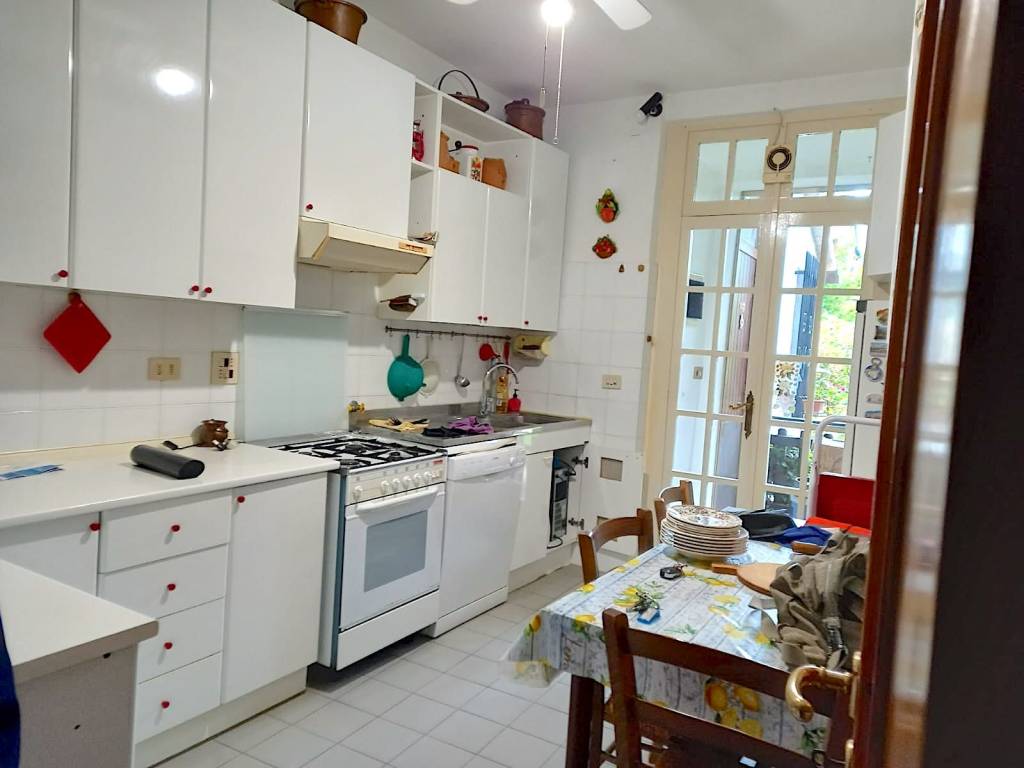 Casa indipendente a Gazzola in Frazione Momeliano Borgo - Foto 4