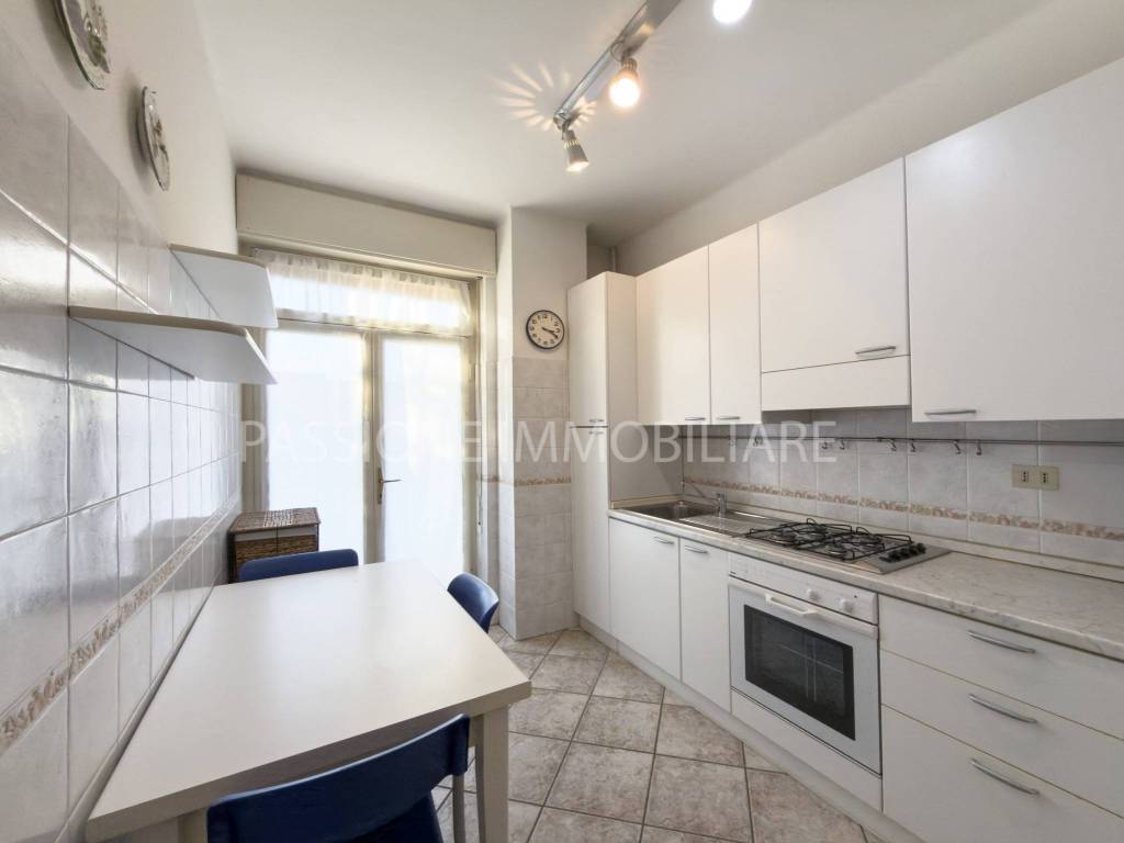 Appartamento a Brescia in Via Massimo d'Azeglio, 57 - Foto 2