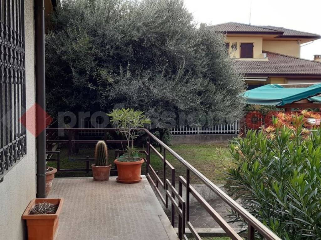 Villa a Trecenta in Piazza San Giorgio, 291 - Foto 3