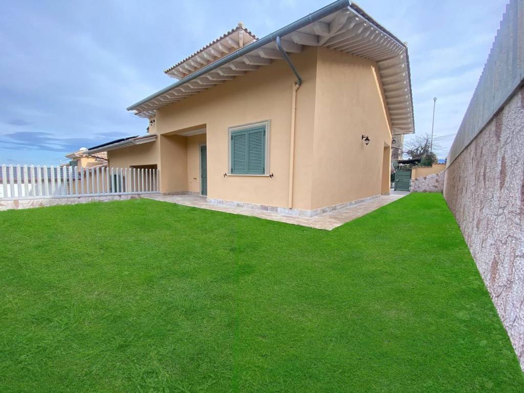 Villa a Monterotondo in Via Nomentana - Foto 2