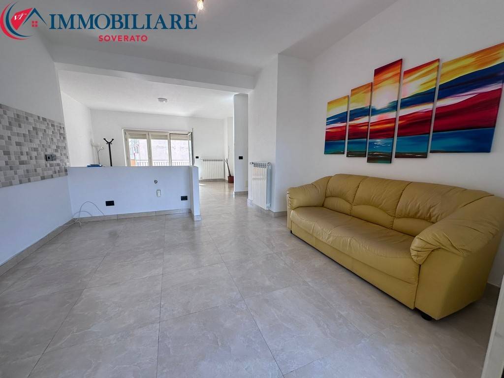 Appartamento a Soverato in Via dei Donatori di Sangue - Foto 3