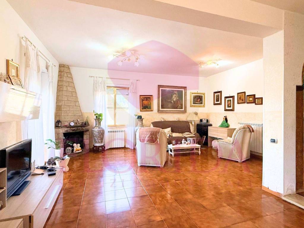 Villa a Aprilia in Via Pantelleria - Foto 4