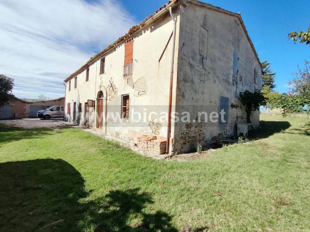 Villa a Cartoceto in VIA SAN BERNARDINO - Foto 2